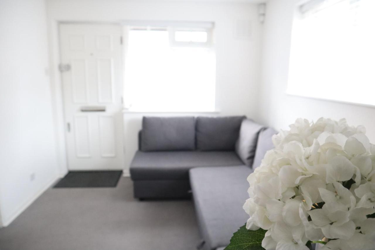 Twelve Thirty Serviced Apartments - Balham London Exterior photo